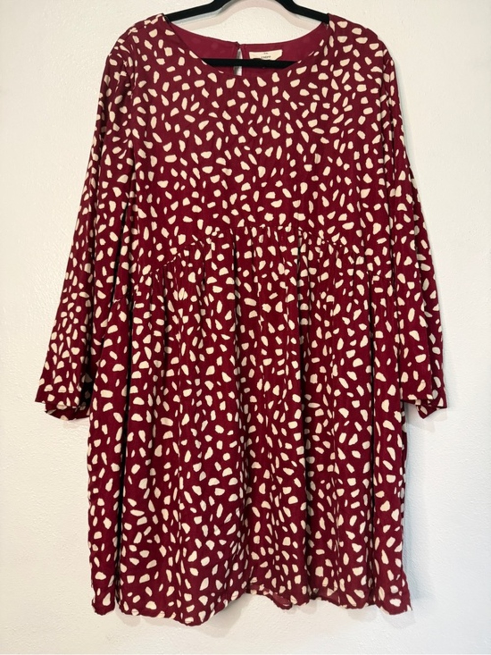 entro Burgundy and Cream Patterned Dress. Sz 1X.